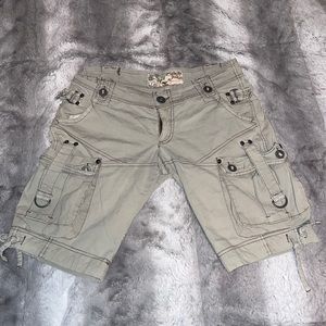 ･ ｡ﾟ☆: *.Celebrity Pink Cargo Shorts.* :☆ﾟ.